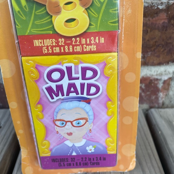 NIP Set Of 3 Little Kid’s Card Games Go Fish Crazy Eights Old Maid - Picture 4 of 5